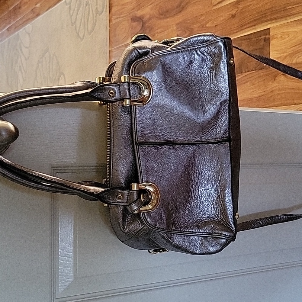 Leather handbag